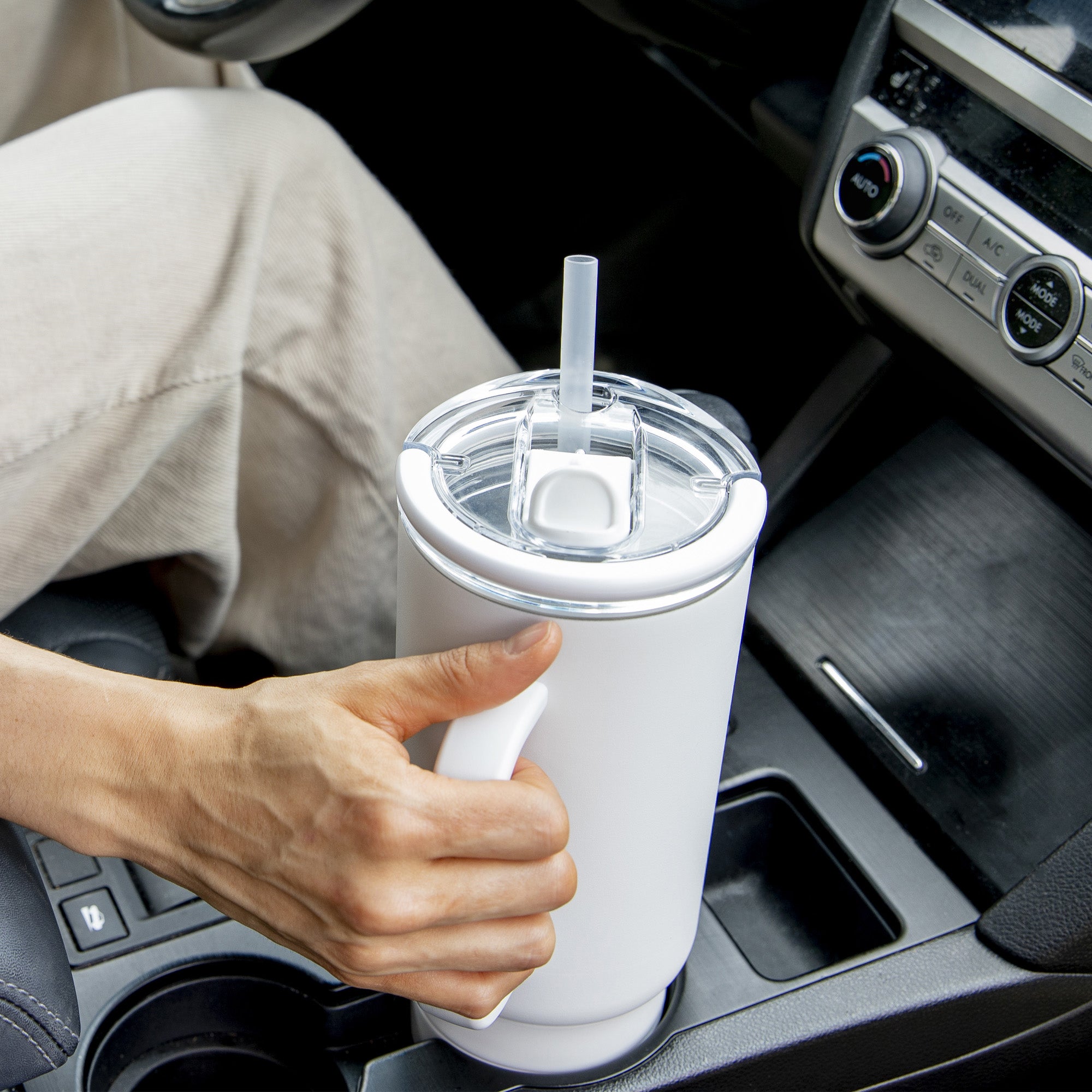 portcarcupholder_7e44ae60-4d65-4105-93a5-777679c51402.jpg